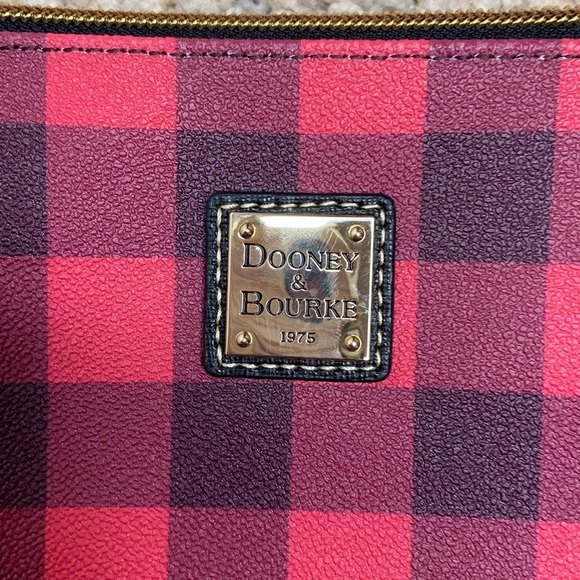 NWT Dooney & Bourke Carrington Pouch Buffalo Plaid Red - Picture 9 of 9